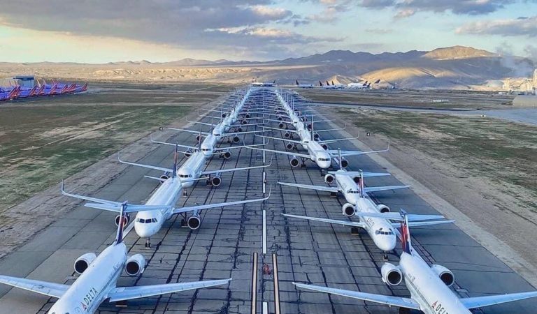 Фото: Како изгледаат паркираните авиони поради пандемијата?